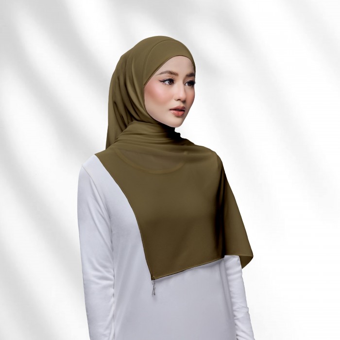 Heera in code Hojicha