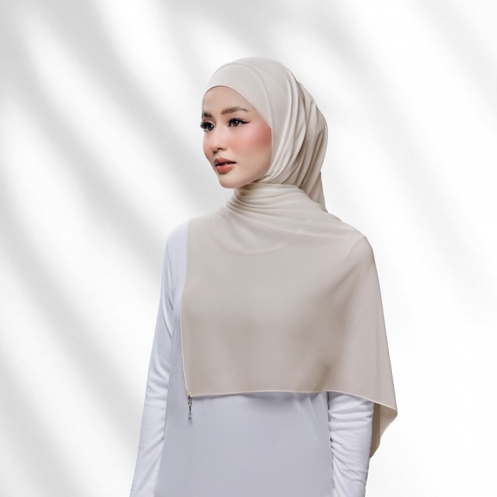 Heera in code Oatmilk