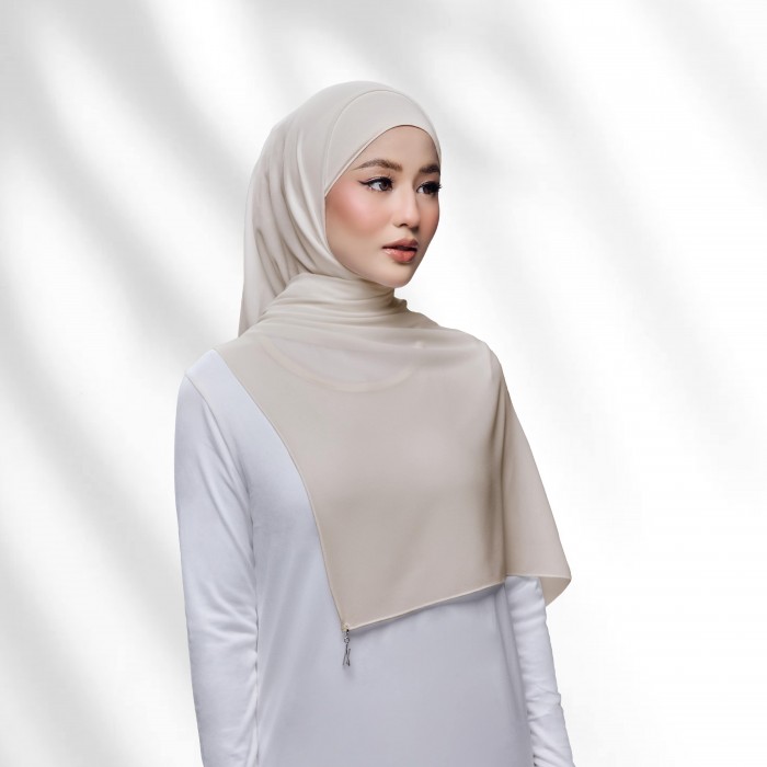 Heera in code Oatmilk