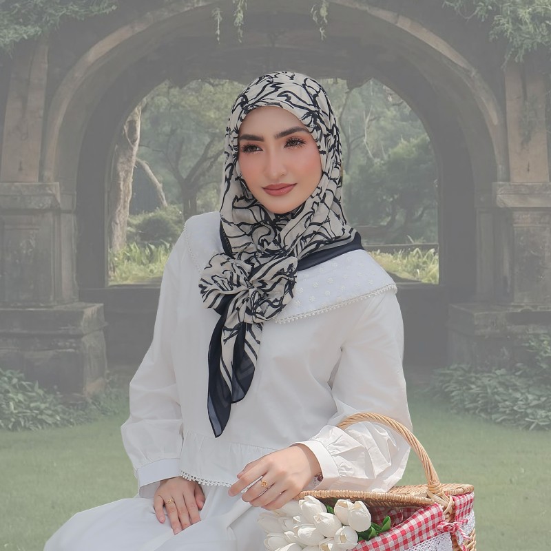 Amoura Fluer code Moonlace