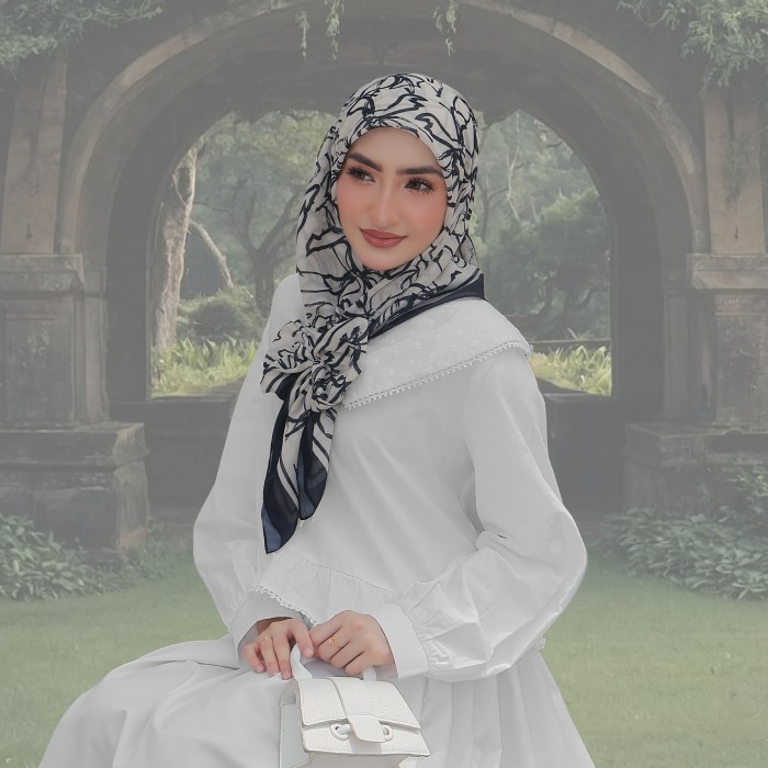 Amoura Fluer code Moonlace