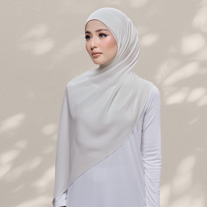 Clara code Warm Ivory