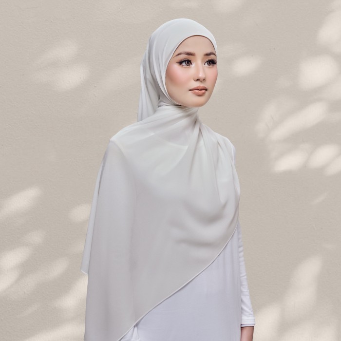 Clara code Warm Ivory