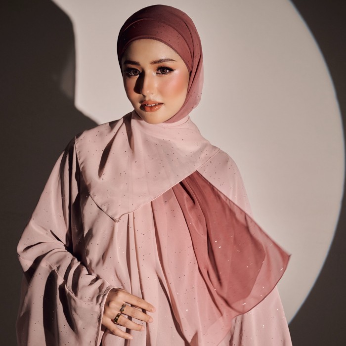 Aurora Abaya code Misty Rose